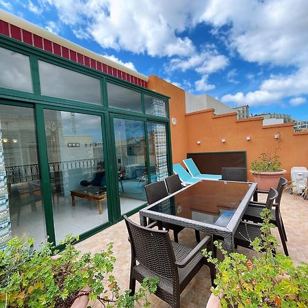 Fantastic 3 Bedroom Duplex Penthouse With Terrace Sliema Eksteriør billede