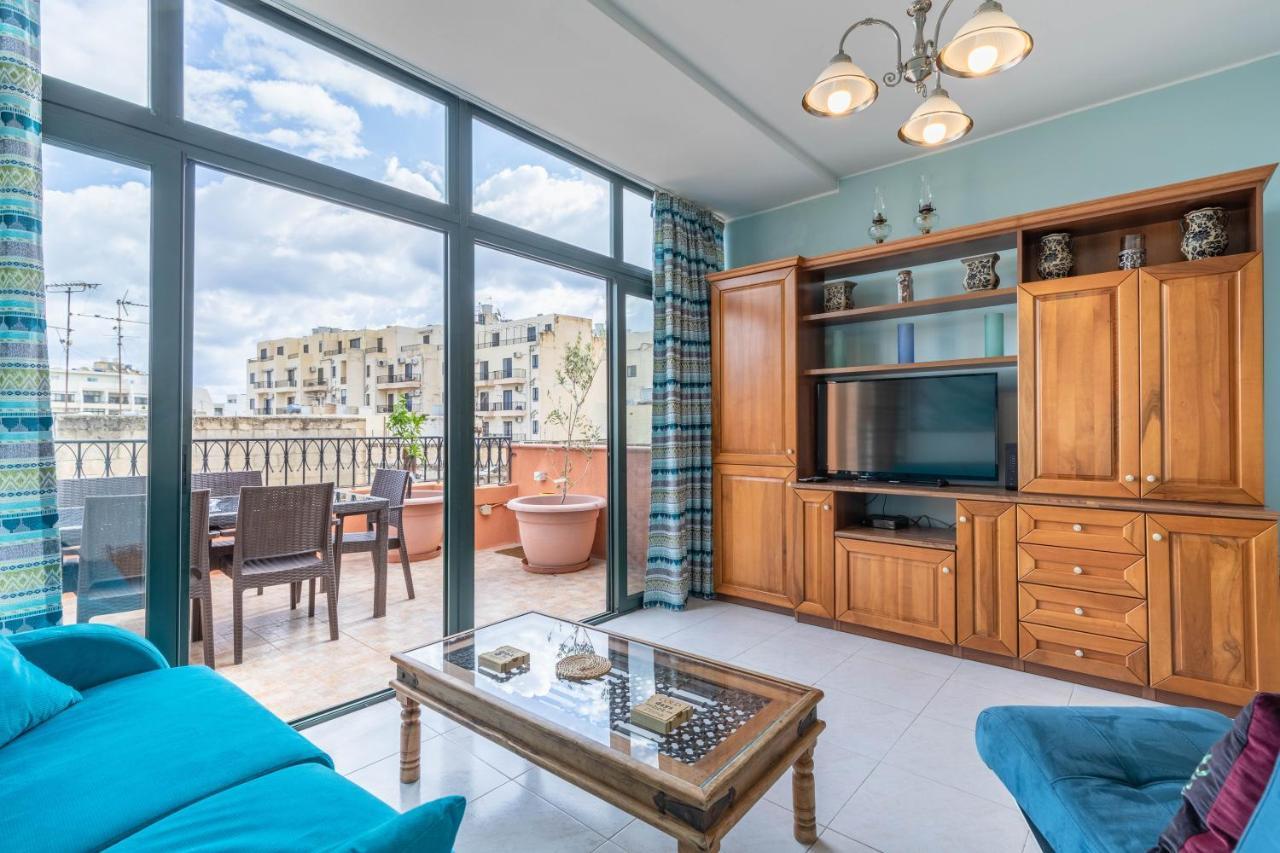 Fantastic 3 Bedroom Duplex Penthouse With Terrace Sliema Eksteriør billede