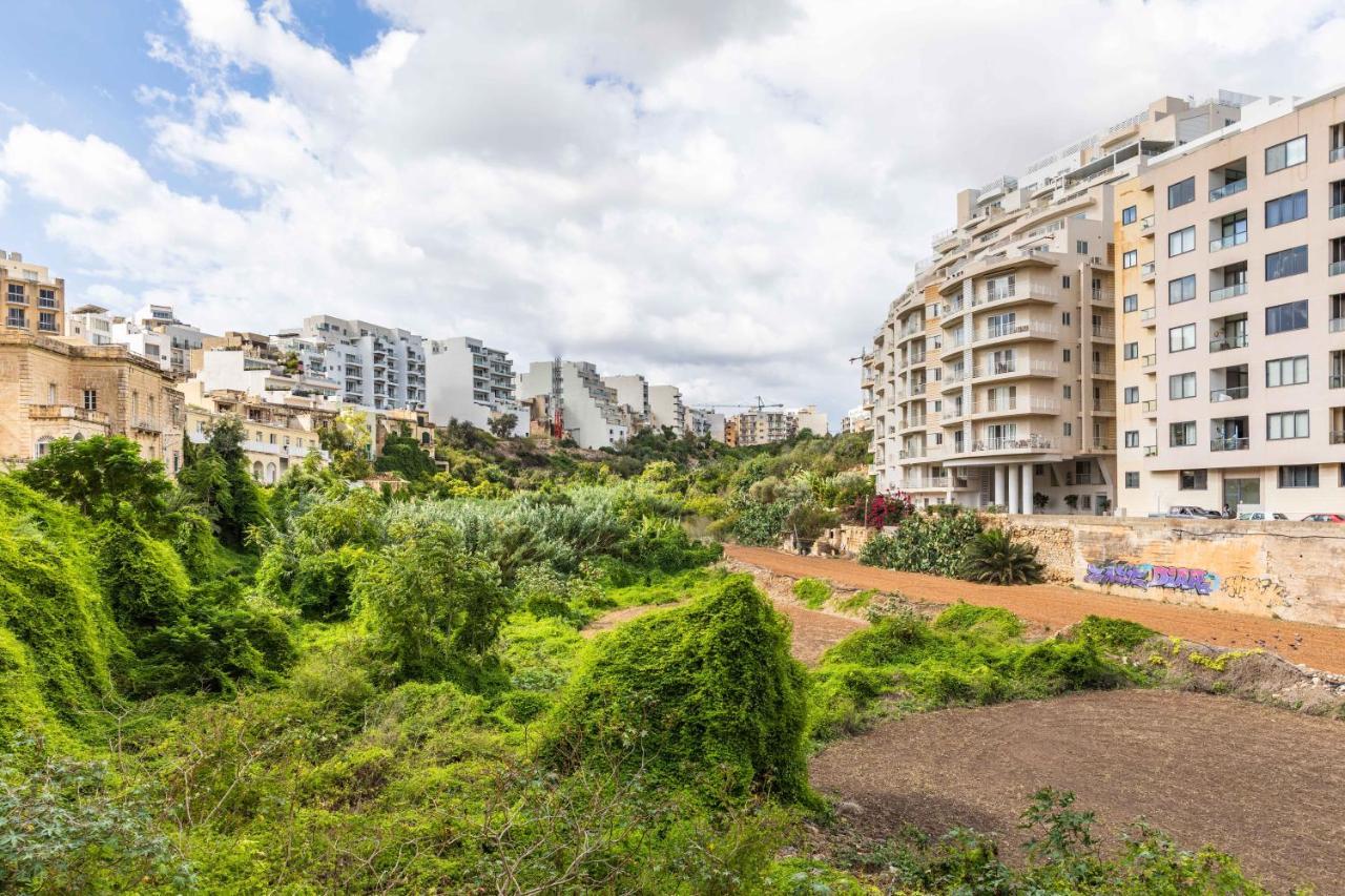 Fantastic 3 Bedroom Duplex Penthouse With Terrace Sliema Eksteriør billede