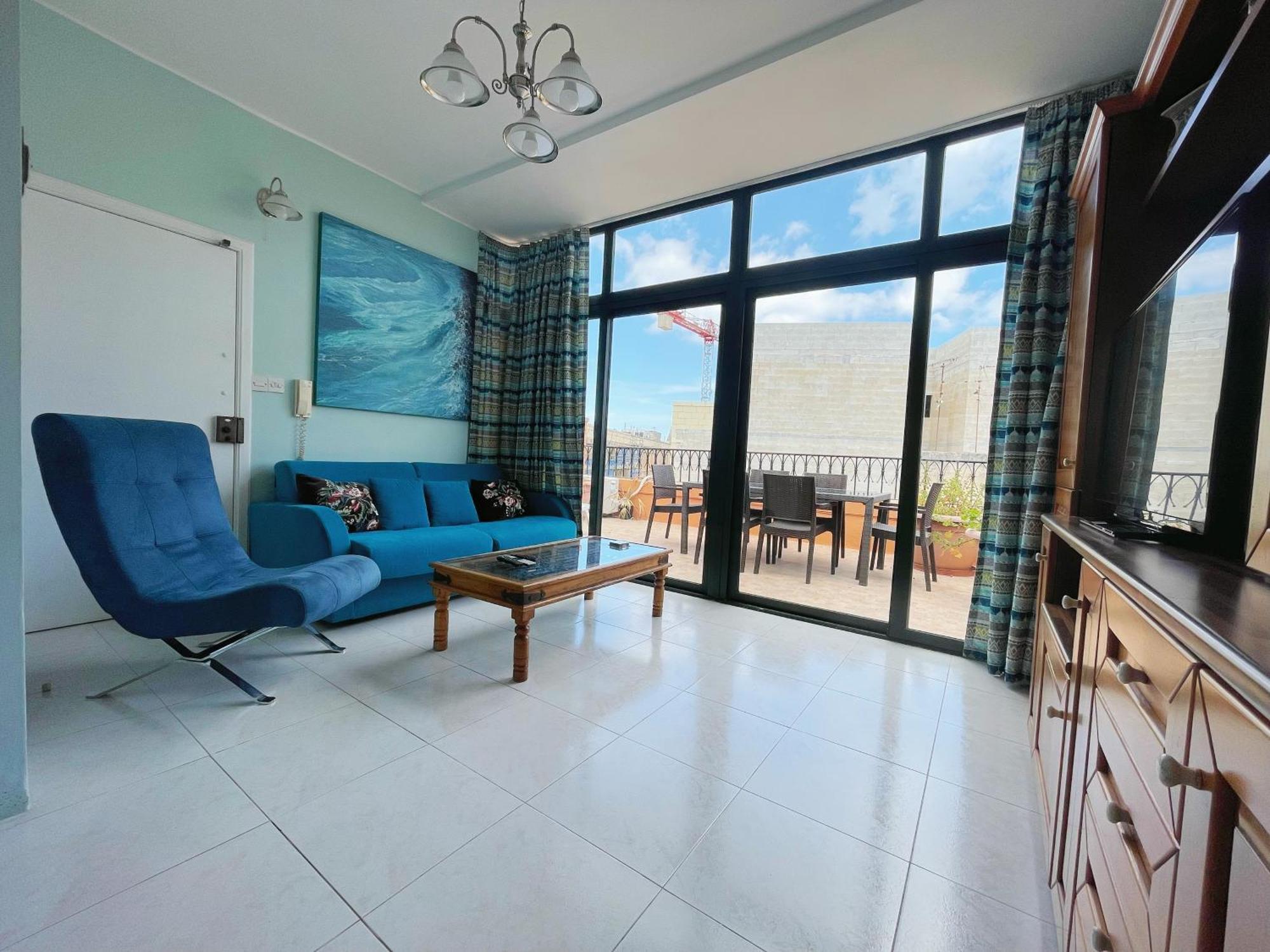 Fantastic 3 Bedroom Duplex Penthouse With Terrace Sliema Eksteriør billede